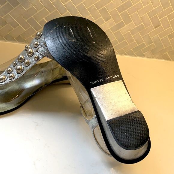 Ladies studded silver sandals by: Chinese Laundry - Picture 8 of 9